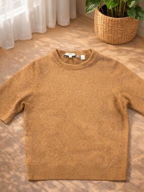 Vince Cashmere Sweater XS Cropped Fitted Camel Minimalist Luxe